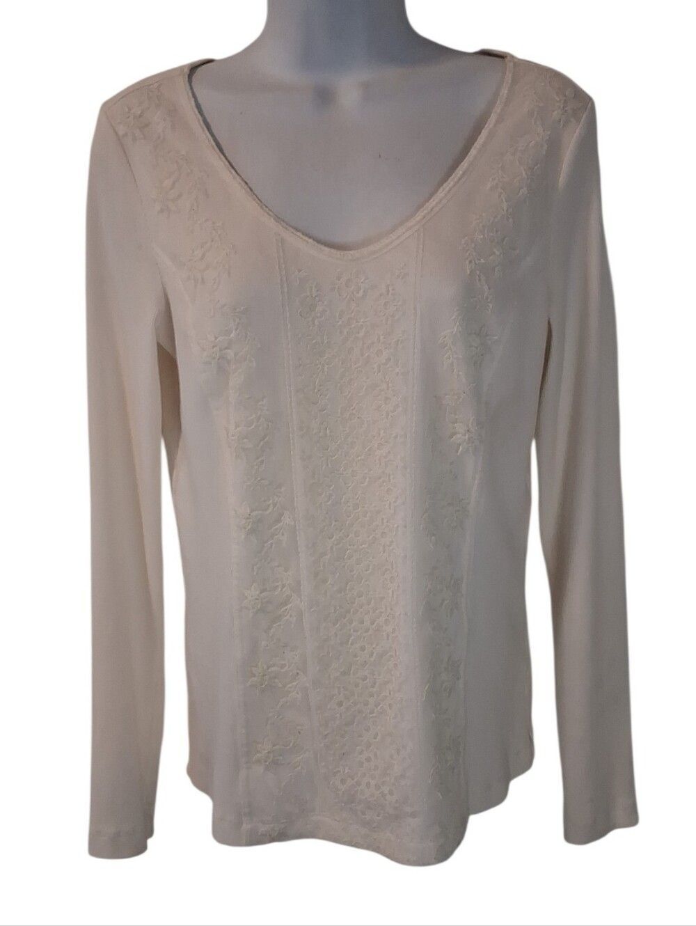 Sundance Ivory Long Sleeve ribbed V neck top with Lace Panel M